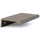 10022 - Baker - 5" cc Edge Pull