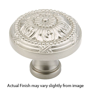 751 - Versailles - 1.25" Cabinet Knob